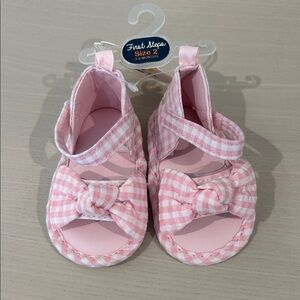NWT: Pink Gingham Baby Sandals - Size 2 (3-6 months)